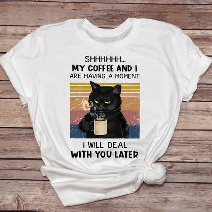 Linda – Lustiges Katzen-T-Shirt mit Kaffee-Motiv