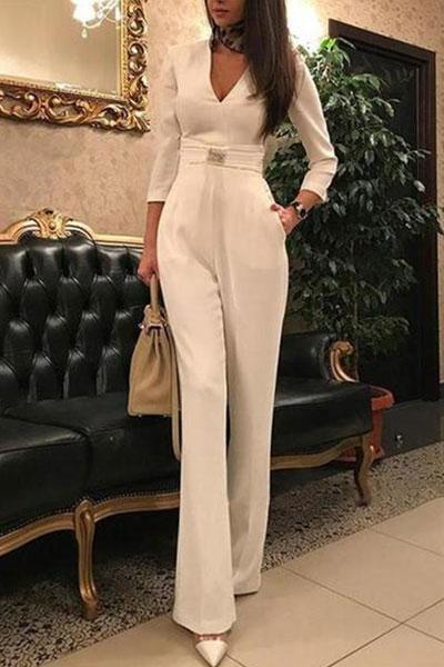 Victoria – Sexy Jumpsuit mit tiefem V-Ausschnitt und gesplitteten Ärmeln