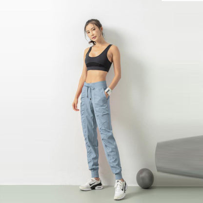 Louise – Figurformende Fitnesssporthose für Damen mit weitem Bein