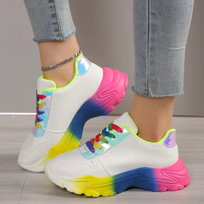 Leah – Regenbogenfarbene Damensportschuhe mit Dickem Boden