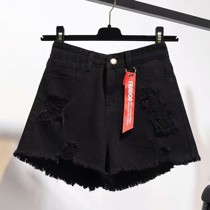 Jamie – Lockere Jeans und kurze Shorts