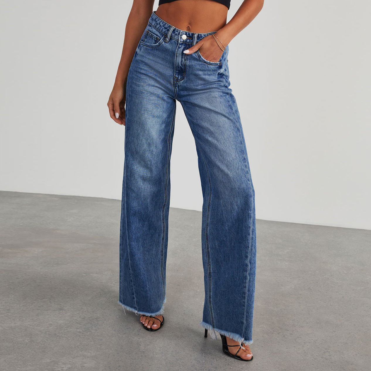 Esme – Bequeme Damen-High-Waist-Jeans mit Taschen