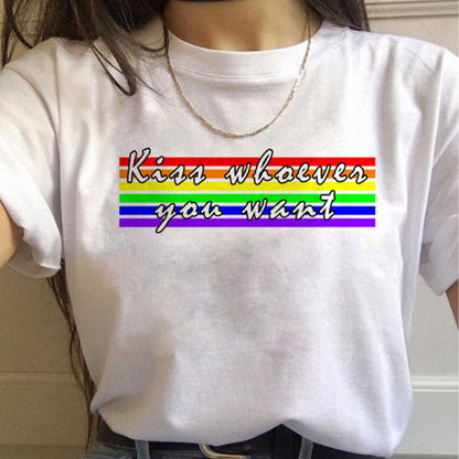 Phoebe – Regenbogen Damen T-Shirt mit kurzen Ärmeln