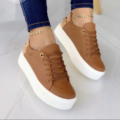 Andrea – Elegante Damen Sneakers in Weiß