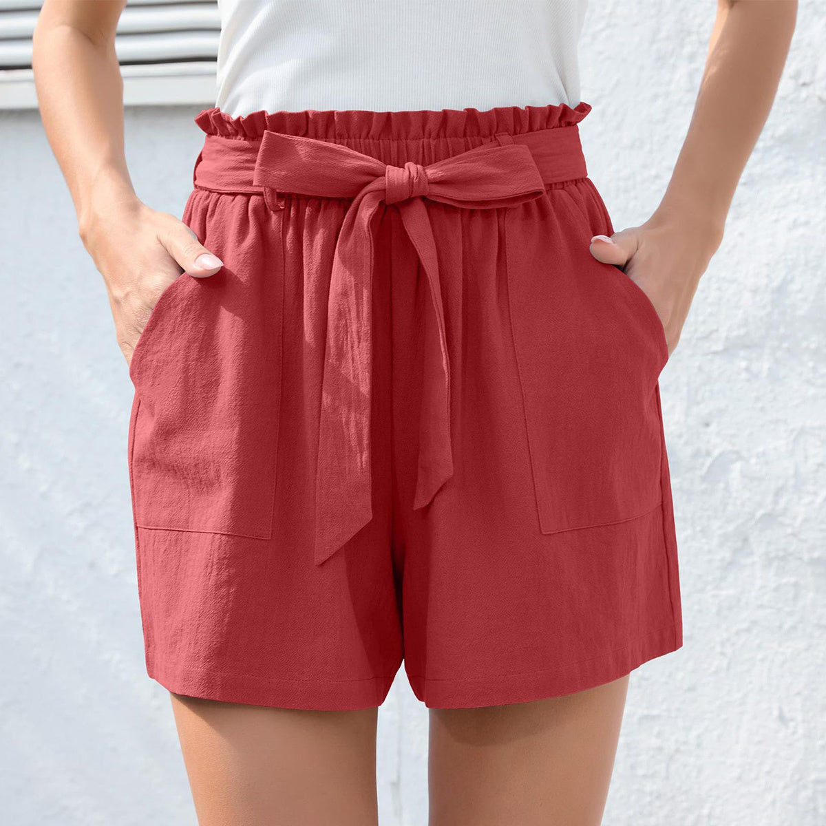 Jenny – Stilvolle Rüschenshorts mit Taschen für Damen