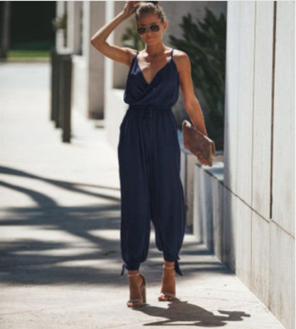 Pamela – Rückenfreier Jumpsuit mit Taschen und V-Ausschnitt