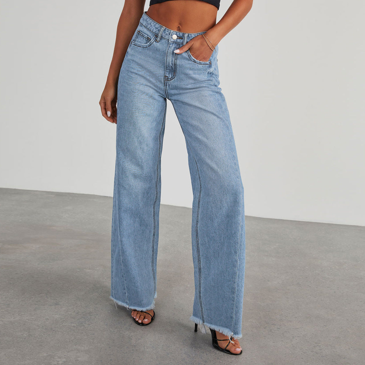 Esme – Bequeme Damen-High-Waist-Jeans mit Taschen