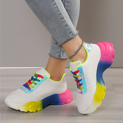 Leah – Regenbogenfarbene Damensportschuhe mit Dickem Boden