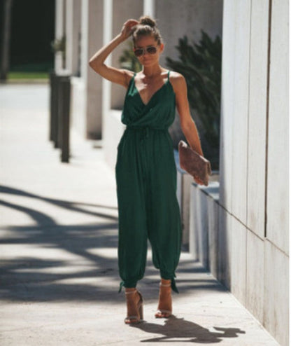 Pamela – Rückenfreier Jumpsuit mit Taschen und V-Ausschnitt